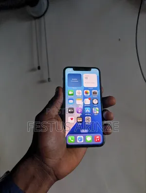 Apple iPhone 11 Pro 64 GB Gray