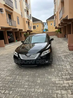 Toyota Camry SE 4dr Sedan (2.5L 4cyl 6A) 2017 Black