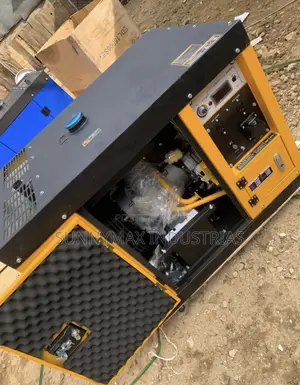 Caterpillar (CAT) Branded 13.5kVA Diesel Soundproof Generator