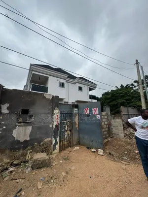 4bdrm Duplex in Ogba Gra Lagos for sale