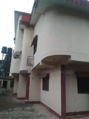 9bdrm House in Off Awolowo Way for sale