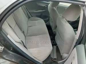Toyota Corolla 2010 Beige