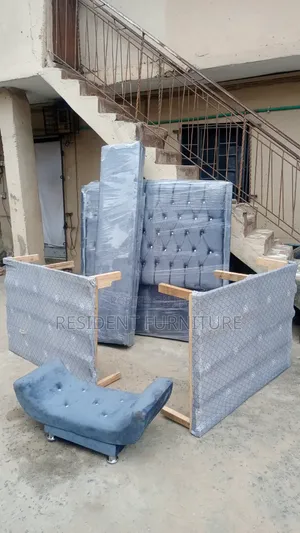 4.5/6 Padded Bed Frame