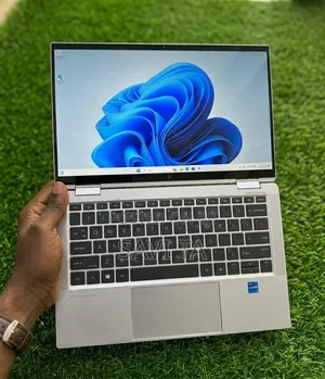 Laptop HP EliteBook x360 1030 G8 16GB Intel Core i7 HDD+SSD 512GB