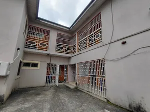 3bdrm Apartment in Rukpakwolusi New, Port-Harcourt for rent