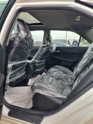 Toyota Camry 2016 White