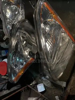Headlight Nissan Rogue 2008