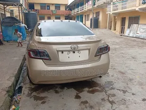 Toyota Camry 2008 Gold