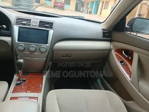 Toyota Camry 2008 Gold