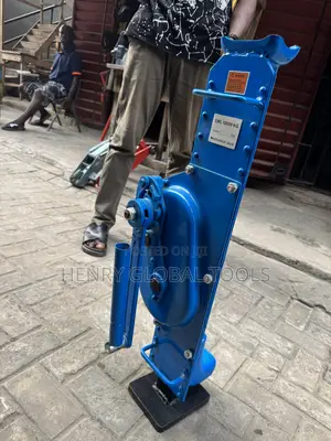 10T Heavy-Duty Mechanical Jack – 10,000 Kg SWL