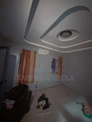 4bdrm Townhouse / Terrace in Omole Phase 2 for rent