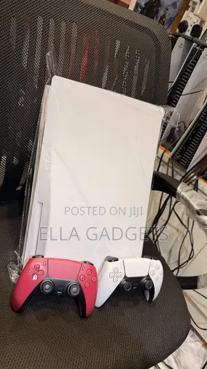 Clean Uk Used Ps5 Fat With Licensed Games Installed and 2 Controllers