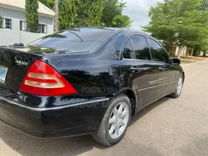 Mercedes-Benz C240 2006 Black