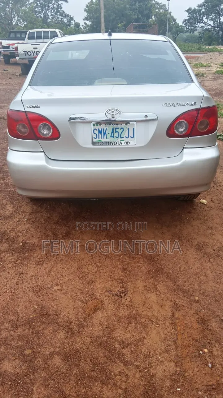 Toyota Corolla 2006 Silver