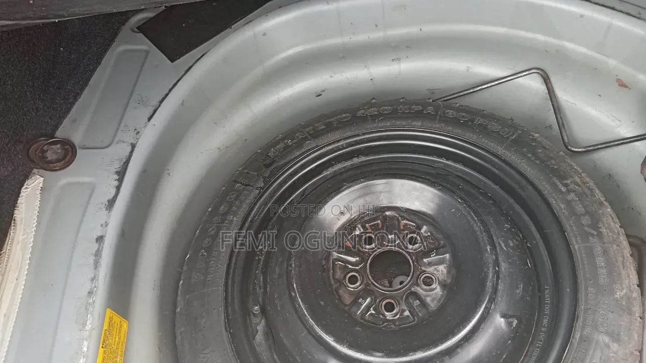 Toyota Corolla 2006 Silver