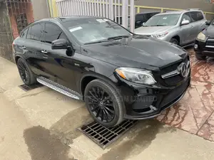 Mercedes-Benz GLE-Class 2019 Black