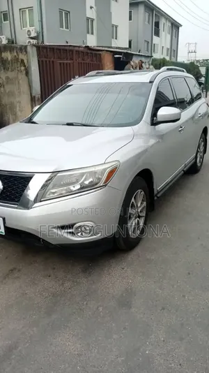 Nissan Pathfinder 2015 Silver