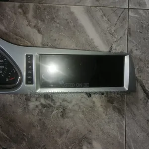 Audi Q7 2015 Stereo