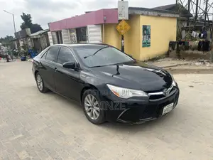 Toyota Camry SE 4dr Sedan (2.5L 4cyl 6A) 2016 Black