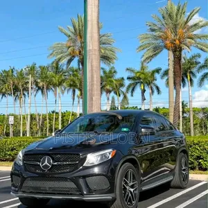 New Mercedes-Benz GLK-Class 2025 Black