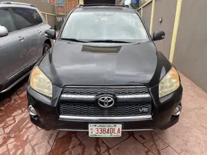 Toyota RAV4 2010 Black