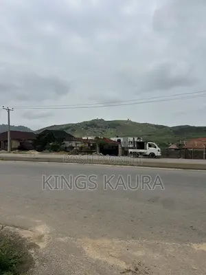 600 Square Metres Land