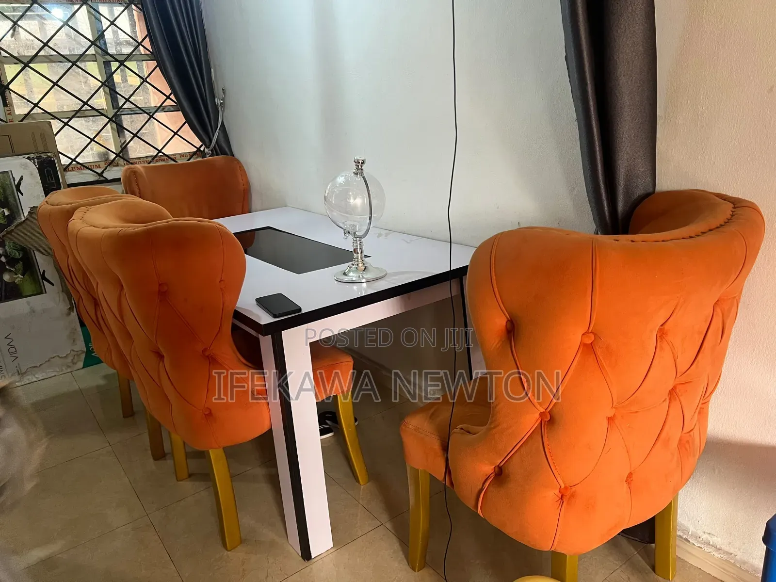 6 Seater Dinning Table