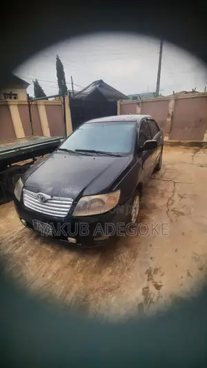 Toyota Corolla 2004 Black
