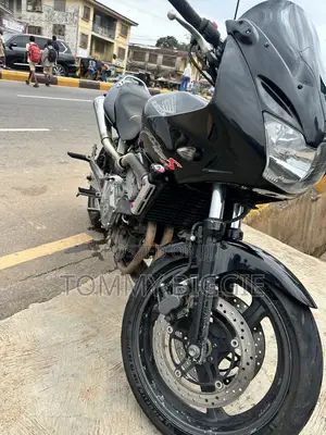 Honda Hornet 2004 Black