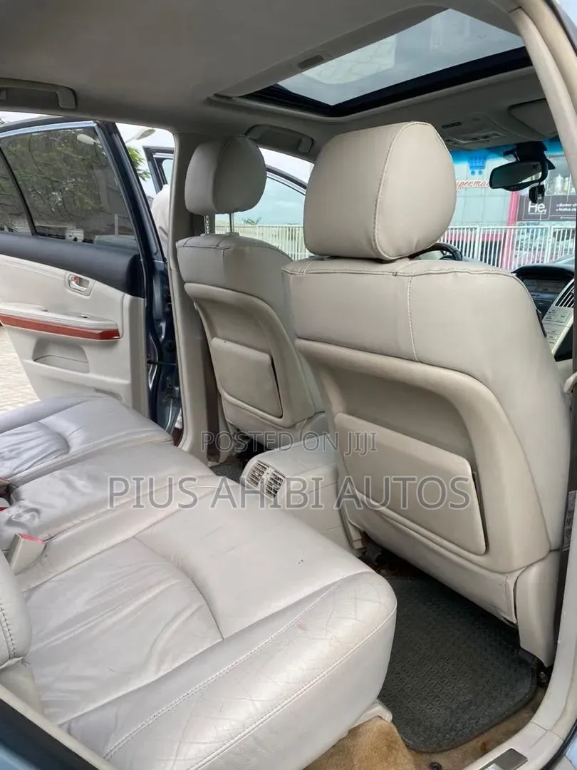 Lexus RX 2010