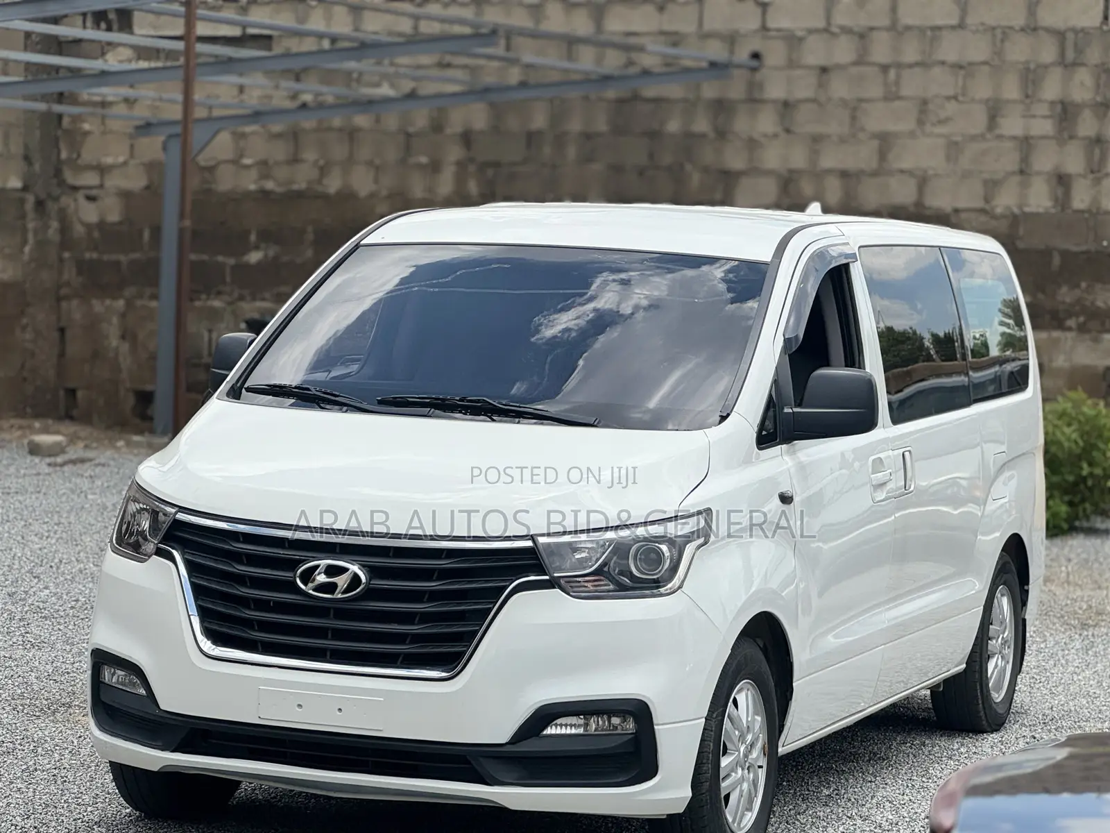 Hyundai Starex 2021 White