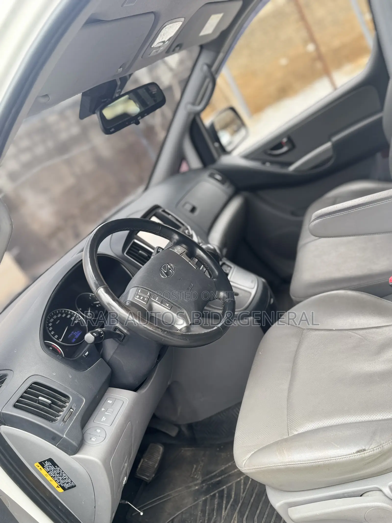 Hyundai Starex 2021 White