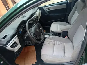 Toyota Corolla 2016 Green