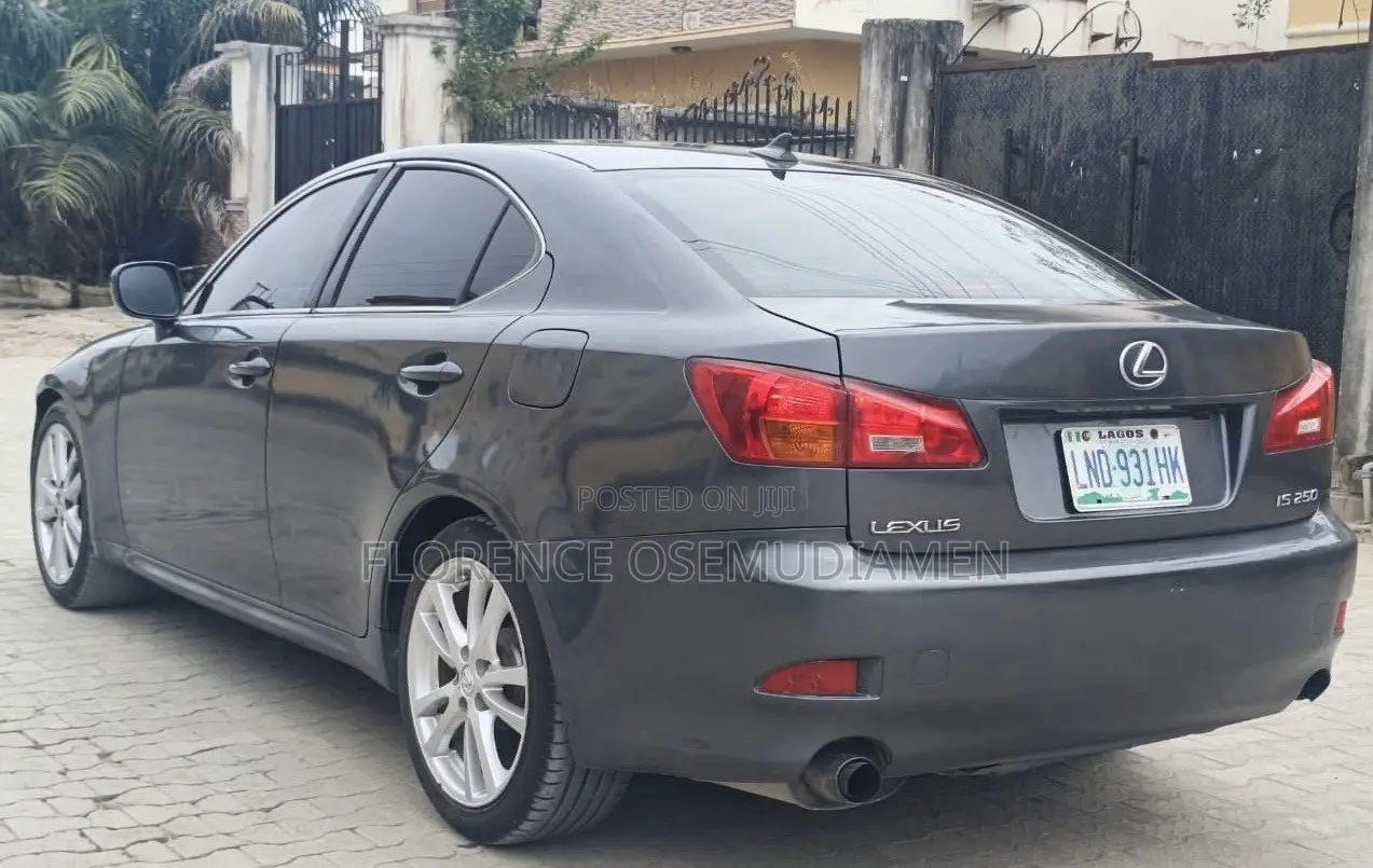 Lexus IS 2008 Gray