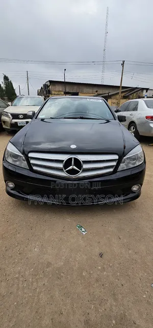 Mercedes-Benz C300 Luxury Sedan AWD (3.0L 6cyl 7A) 2008 Black