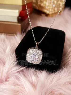  House of Hummah Jewelry 