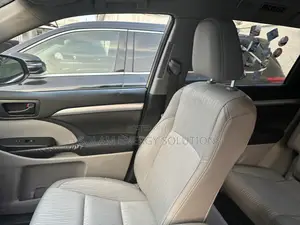 Toyota Highlander 2015 Silver