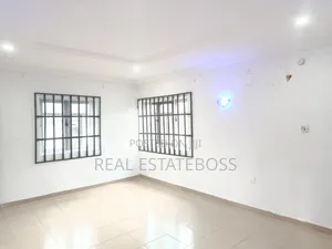 2bdrm Block of Flats in Udoumana Off Oron, Uyo for rent