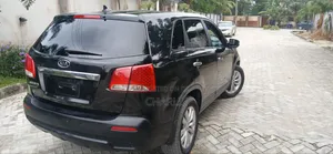 Kia Sorento 2012 Black