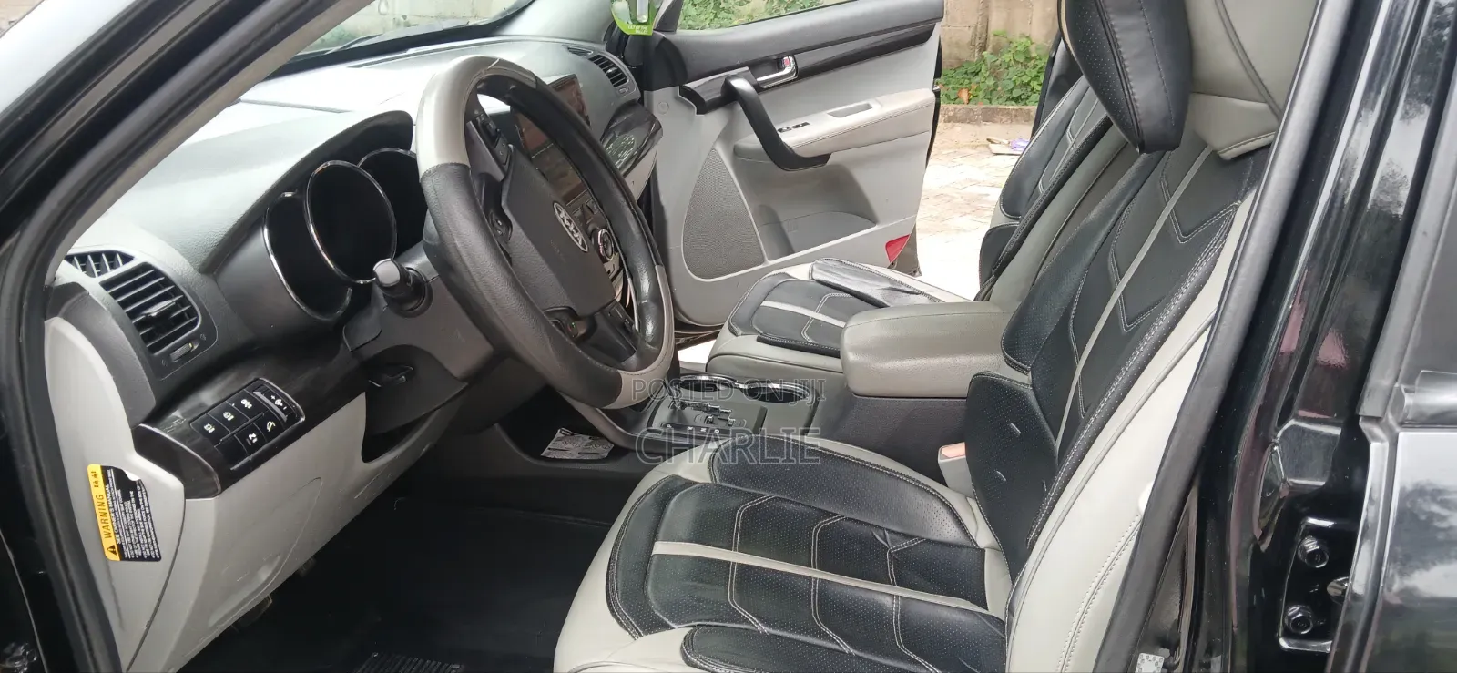 Kia Sorento 2012 Black