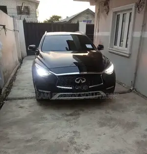 Infiniti QX30 2018 Black