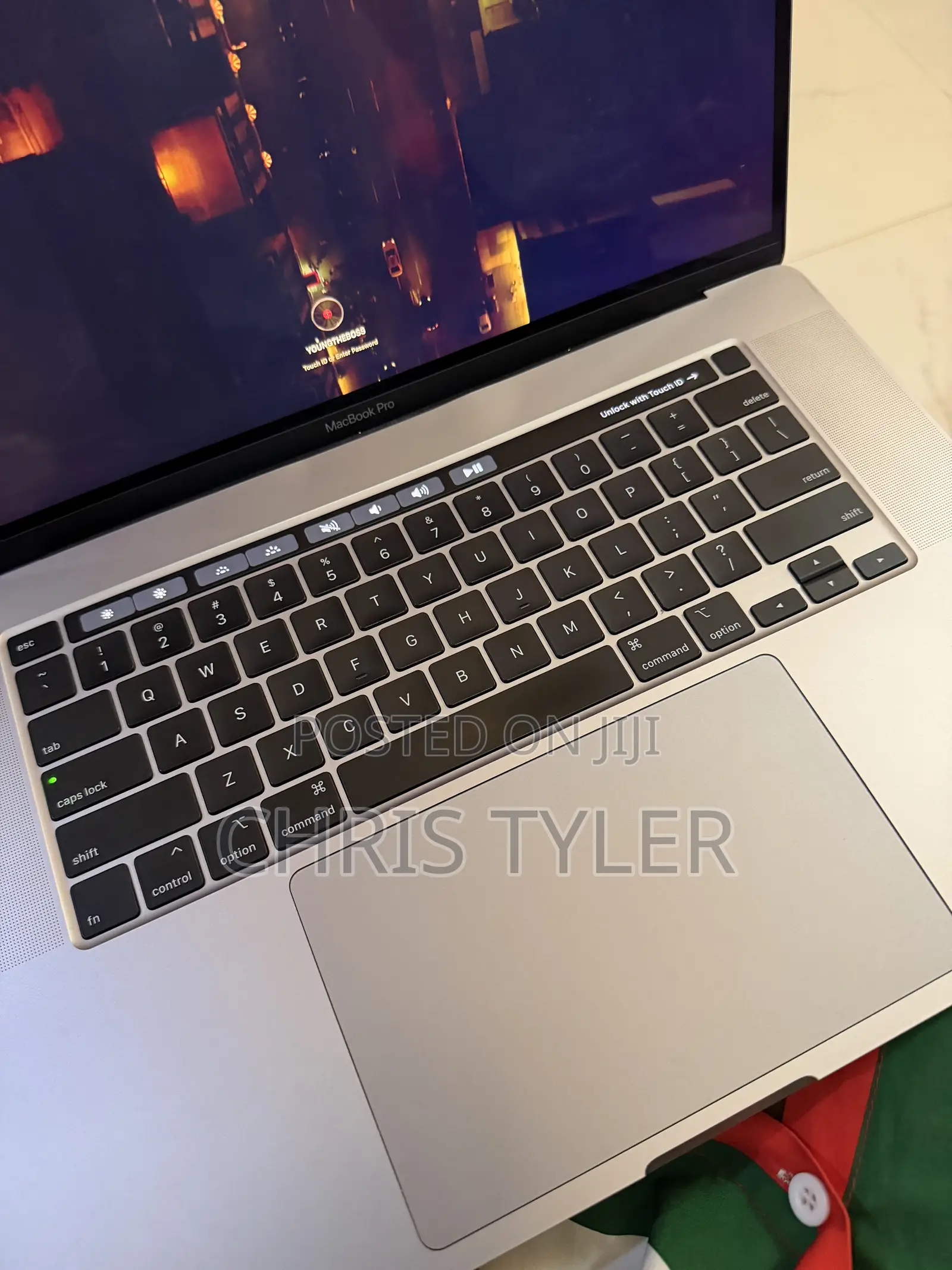 Laptop Apple MacBook Pro 2019 16GB Intel Core i7 SSD 512GB