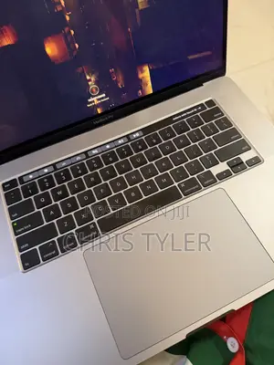 Laptop Apple MacBook Pro 2019 16GB Intel Core i7 SSD 512GB