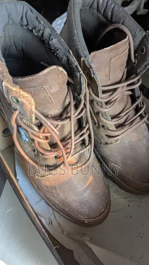 Super Strong Boot
