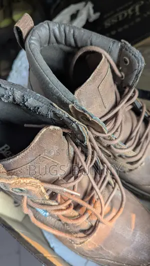 Super Strong Boot