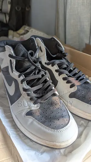 Nike Air Jordan 1 Mid Grey/Black