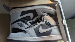 Nike Air Jordan 1 Mid Grey/Black