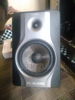 Studio Monitor
