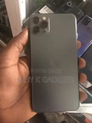 Apple iPhone 11 Pro Max 64 GB White