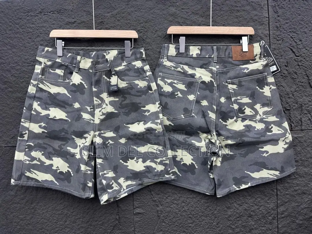 Camo Short Jean